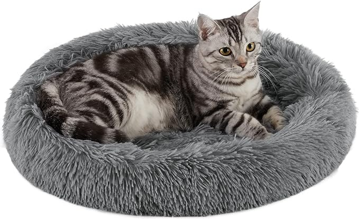 Best Friends by Sheri Cat Donut Bed 21x20 Grey