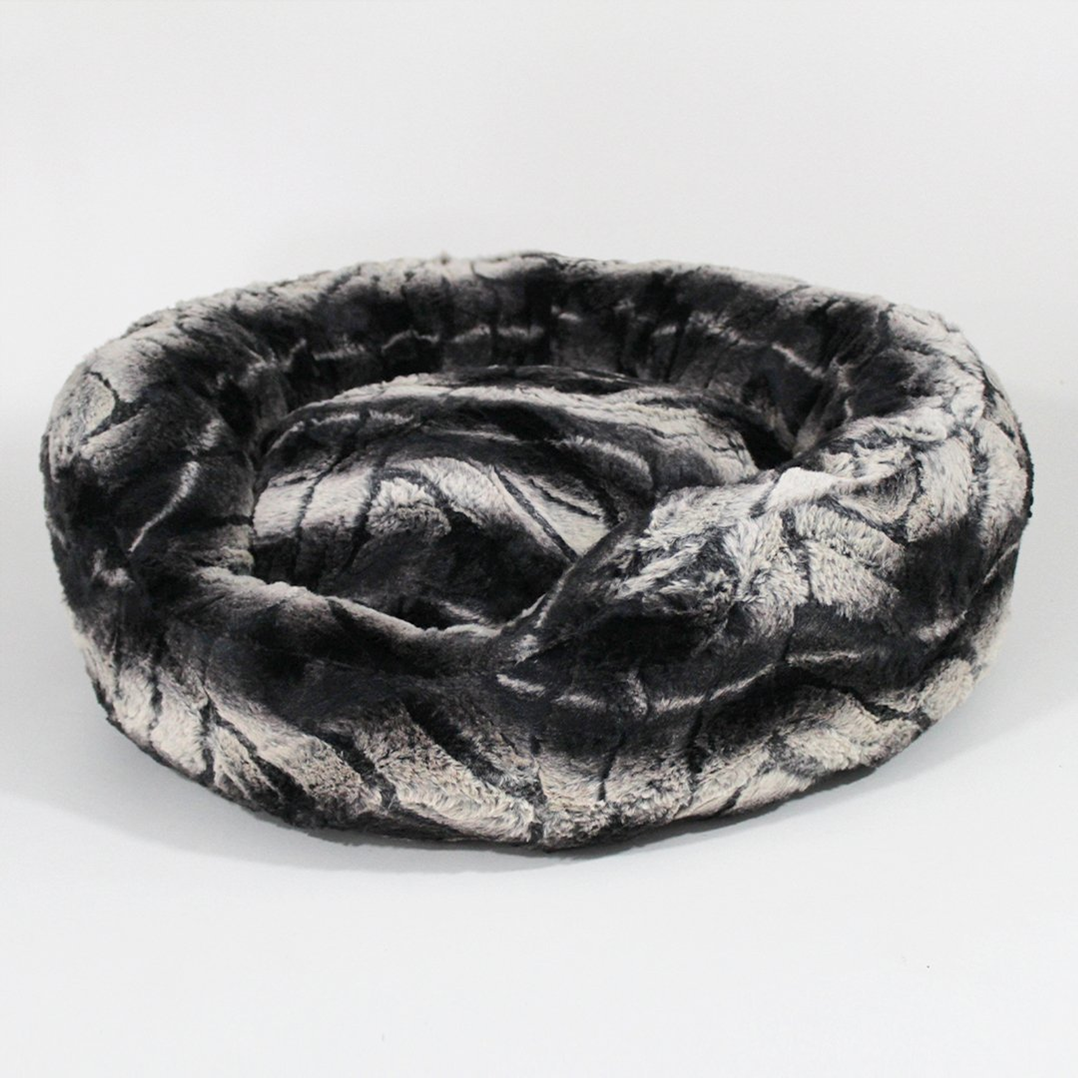 Amour Dog Bed Large Chinchilla